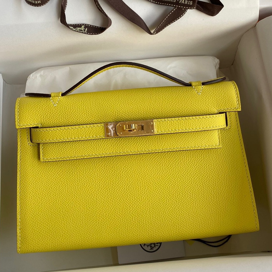 H**mes kelly pochette handmade bag in lime epsom calfskin