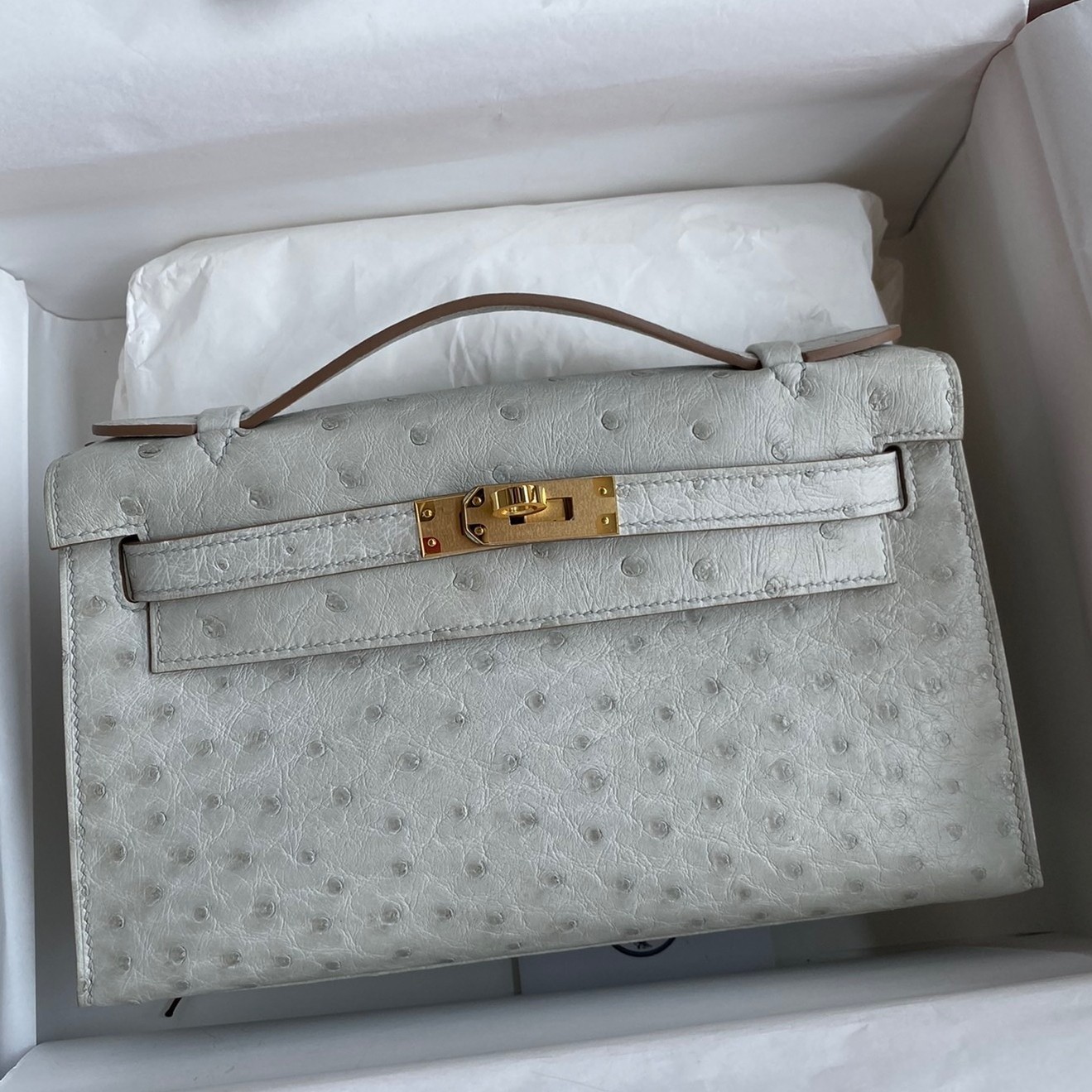 H**mes kelly pochette handmade bag in pearl grey ostrich leather