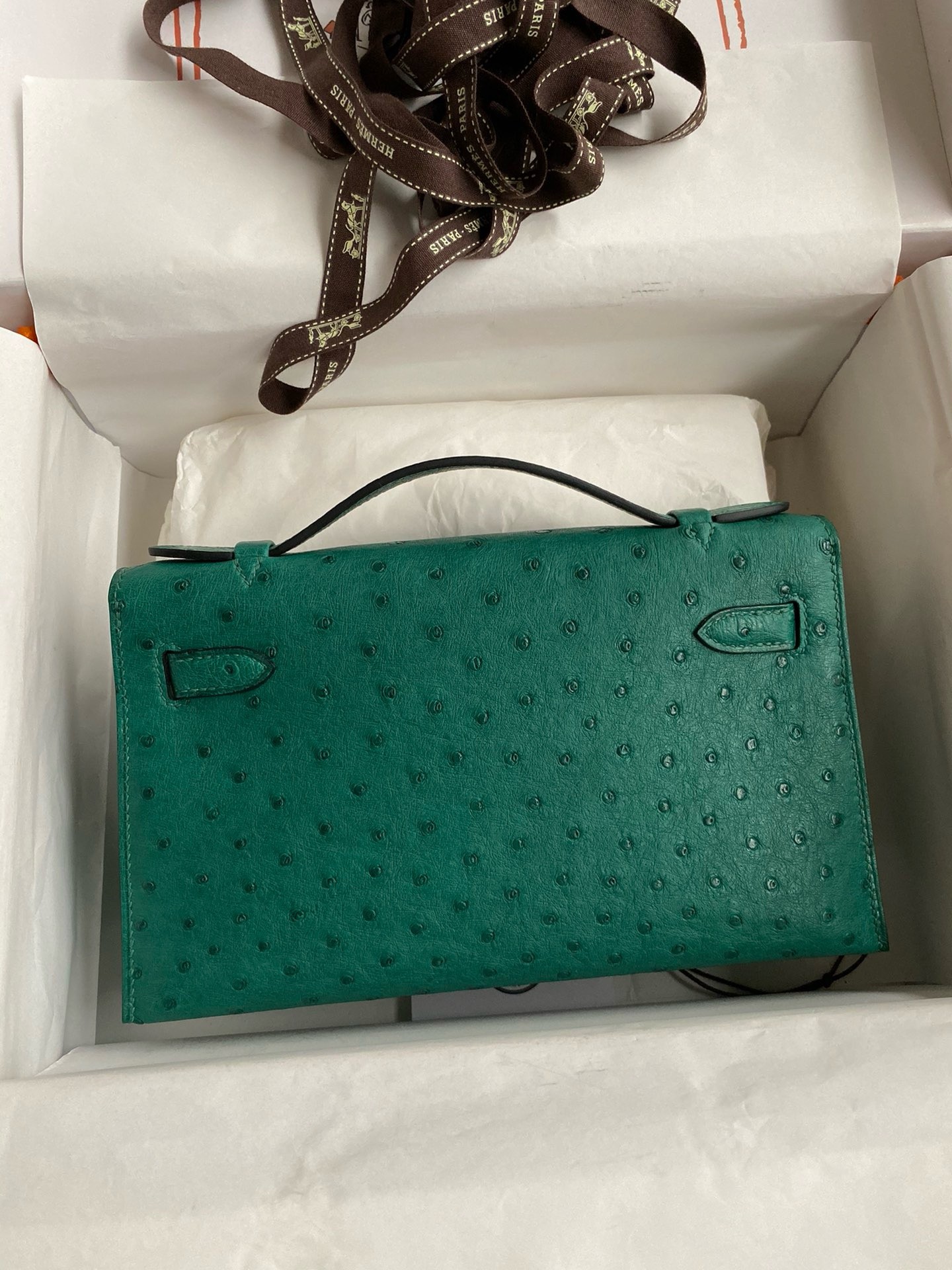 H**mes kelly pochette handmade bag in vert vertigo bordeaux ostrich leather
