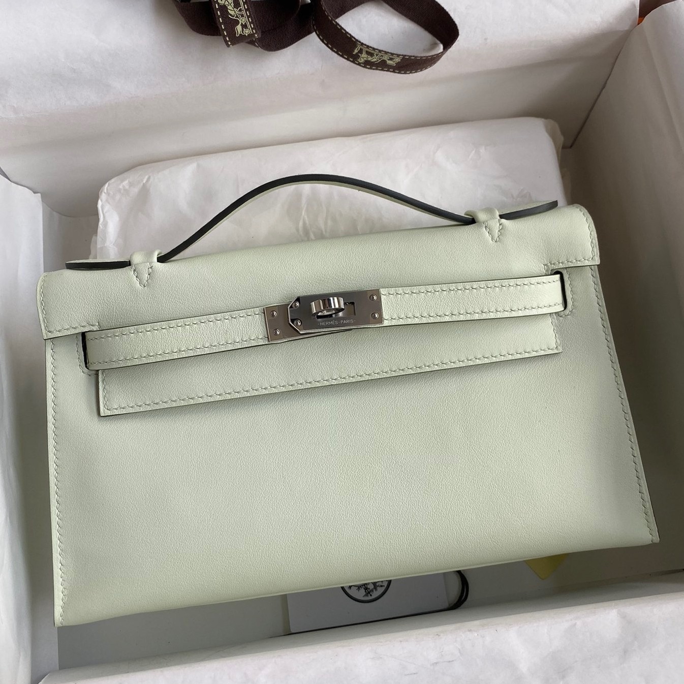 H**mes kelly pochette handmade bag in vert fizz swift calfskin