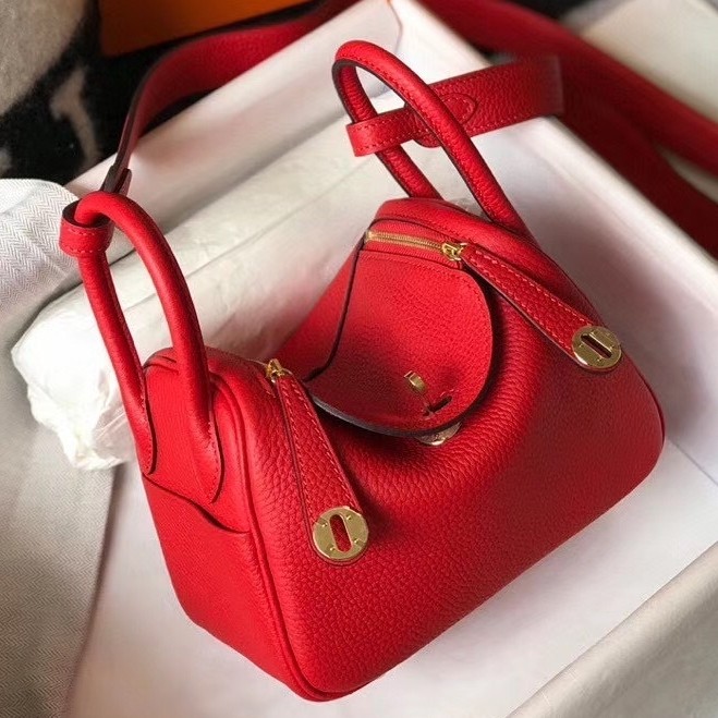 H**mes lindy mini bag in red clemence calfskin