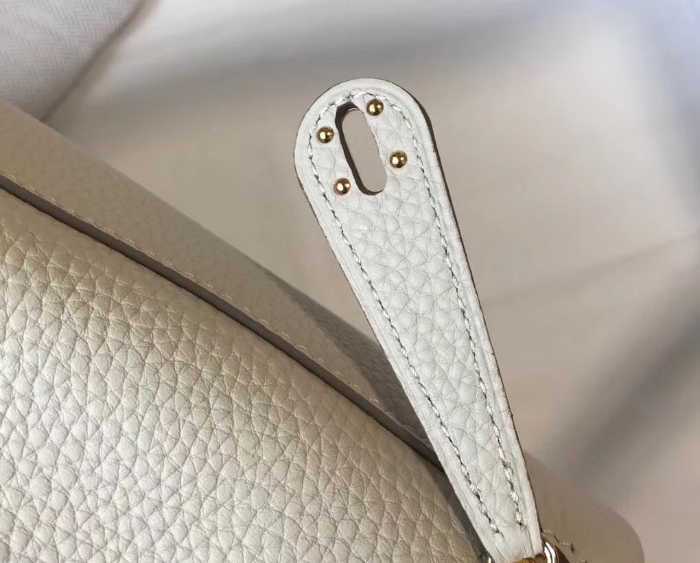 H**mes lindy mini bag in white clemence calfskin