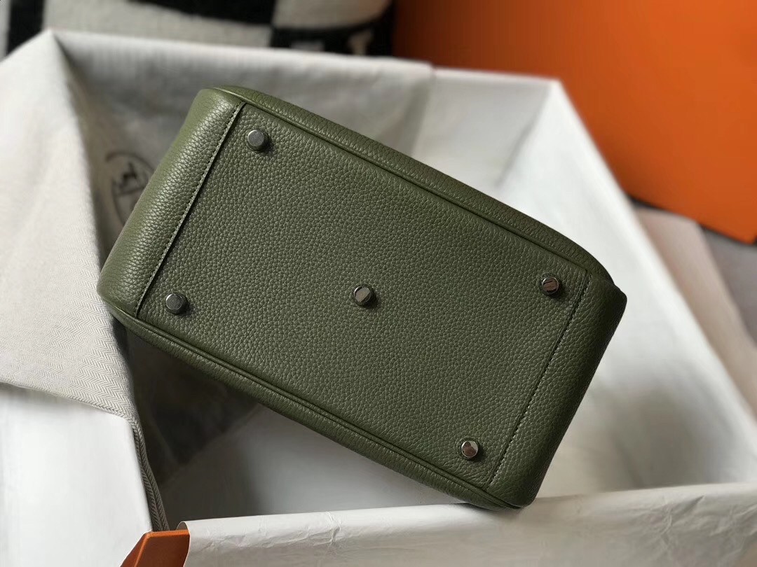 H**mes lindy 26cm bag in canopee clemence with phw