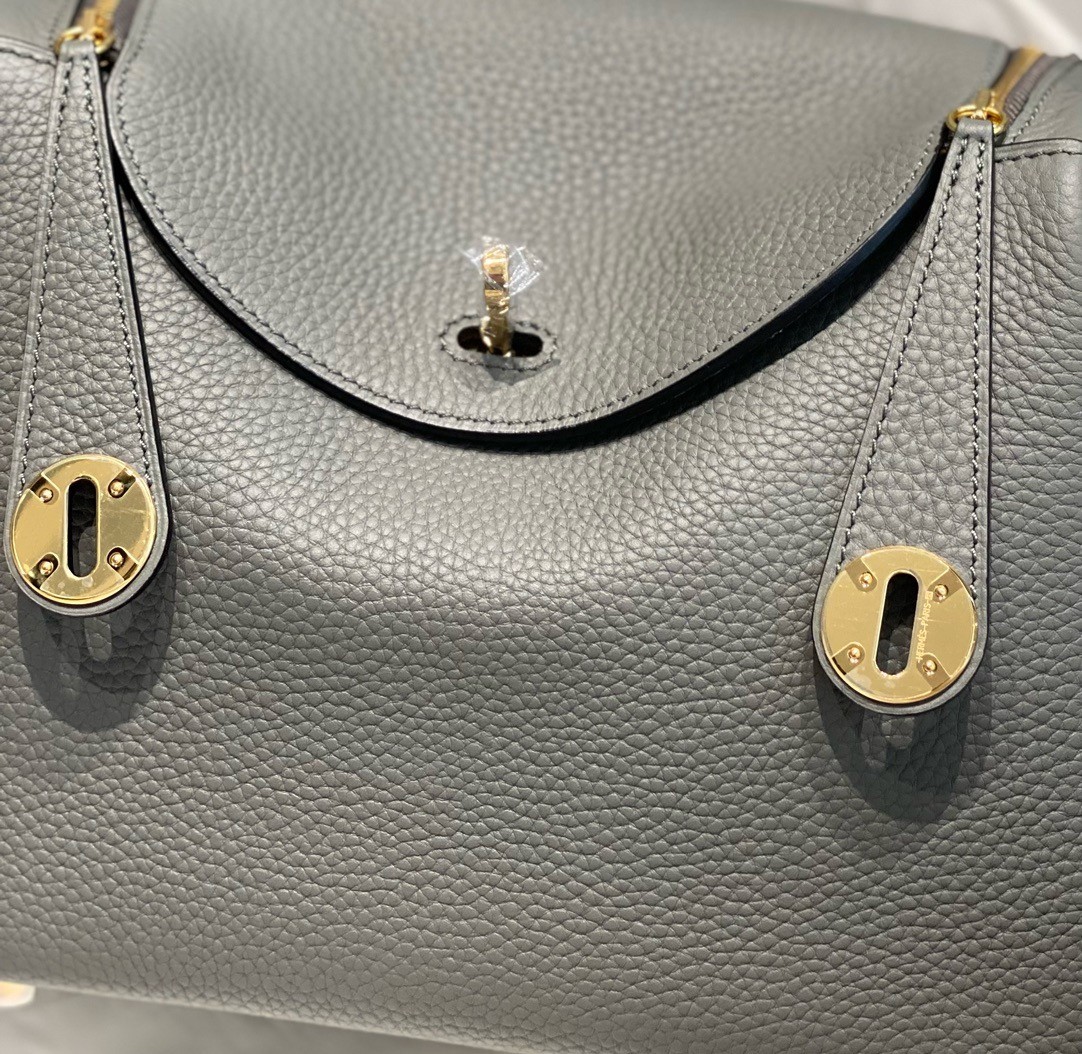 H**mes lindy 26cm bag in gris meyer clemence leather ghw