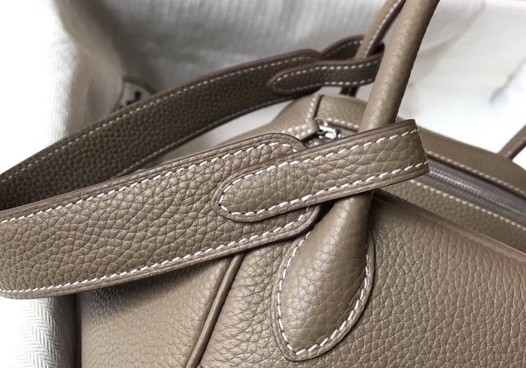 H**mes lindy 26cm bag in taupe grey clemence with phw