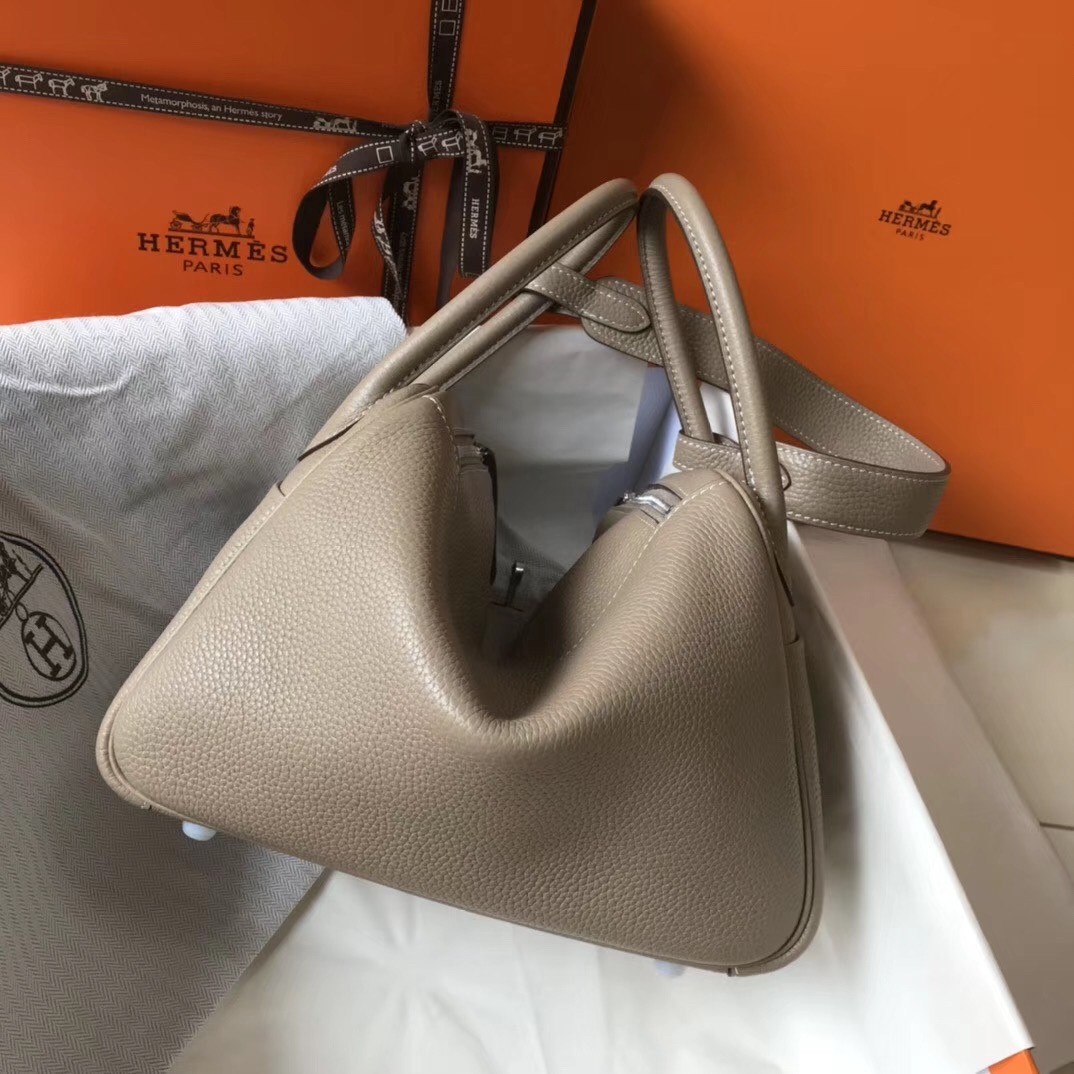 H**mes lindy 26cm bag in gris tourterelle clemence with phw