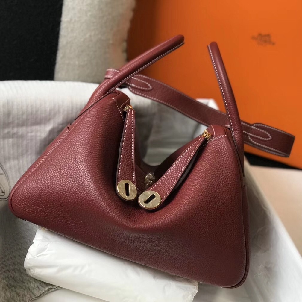 H**mes bordeaux clemence lindy 30cm bag with ghw