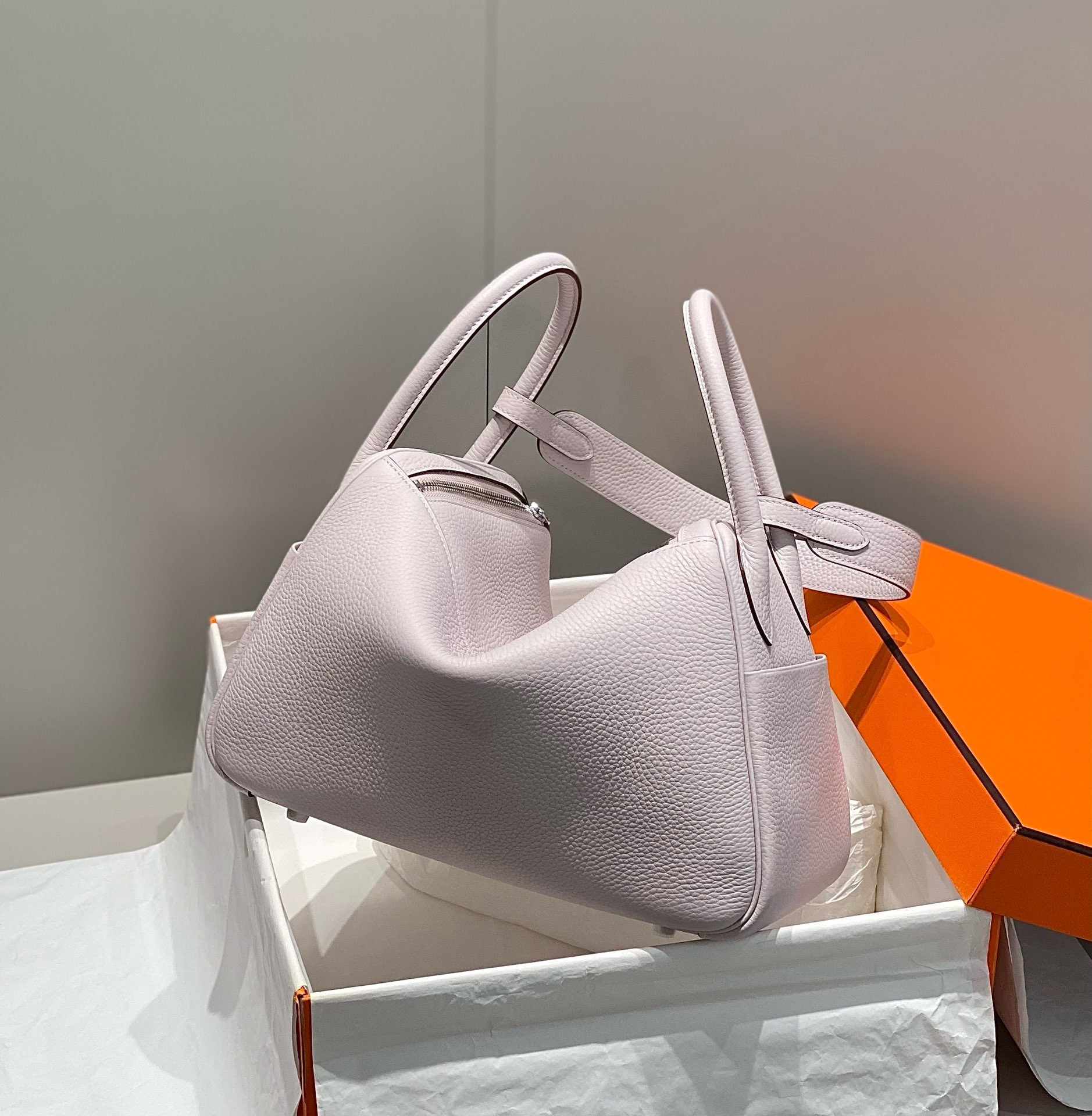 H**mes lindy 30cm bag in mauve pale clemence leather phw