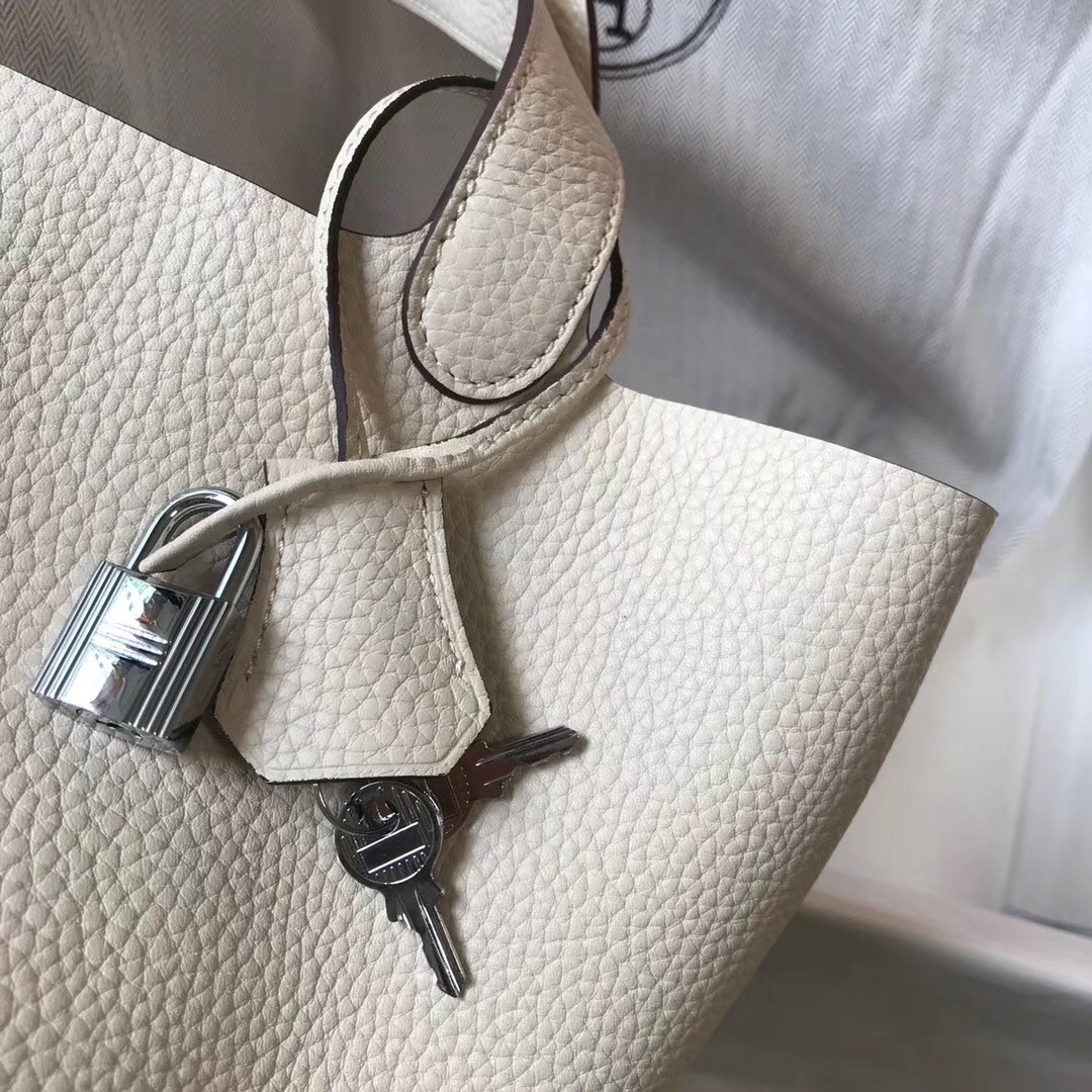 H**mes picotin lock 18 bag in beton clemence leather