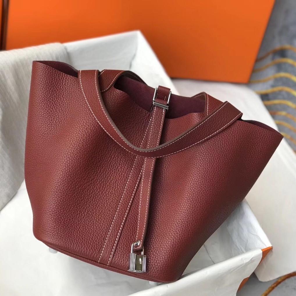 H**mes picotin lock 18 bag in bordeaux clemence leather