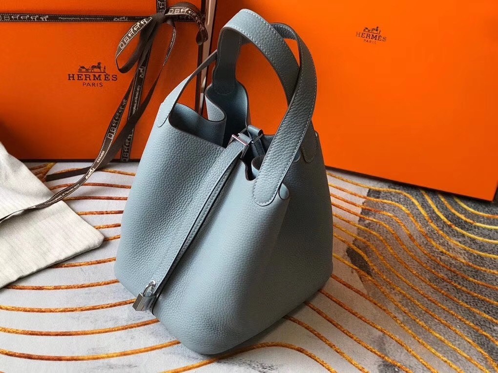 H**mes picotin lock 22 bag in blue lin clemence leather