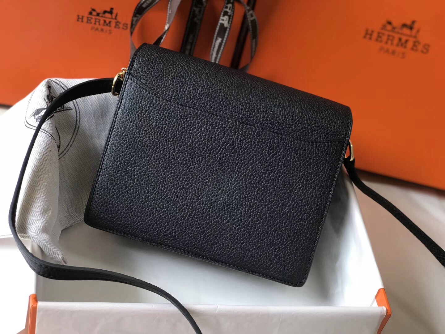 H**mes sac roulis mini bag in black evercolor calfskin