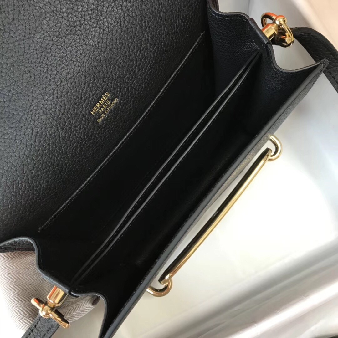 H**mes sac roulis mini bag in black evercolor calfskin