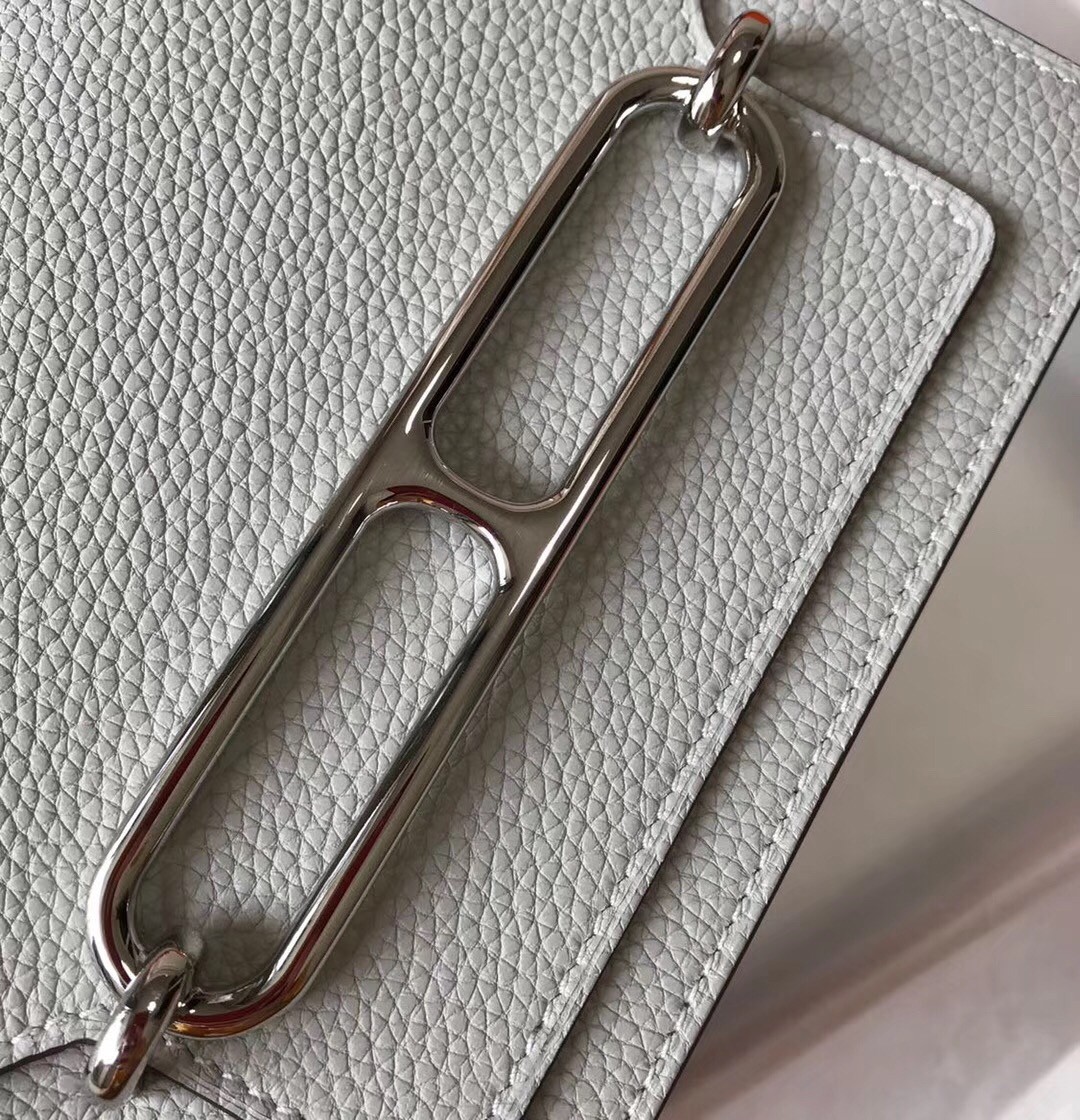 H**mes sac roulis mini bag in pearl grey evercolor calfskin