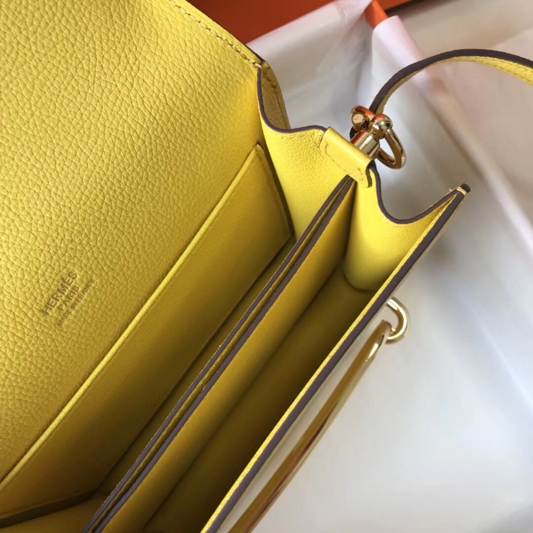 H**mes sac roulis mini bag in yellow evercolor calfskin