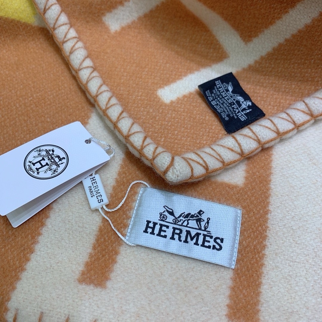 H**mes avalon h club blanket in terre cuite/yellow cashmere
