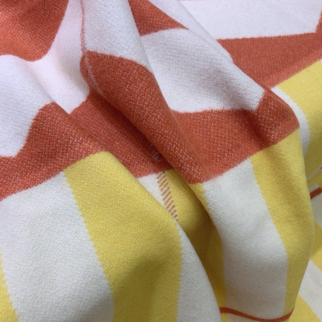 H**mes avalon h club blanket in terre cuite/yellow cashmere
