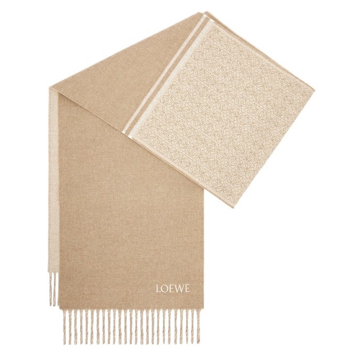 L0ew* anagram scarf in camel wool and cashmere