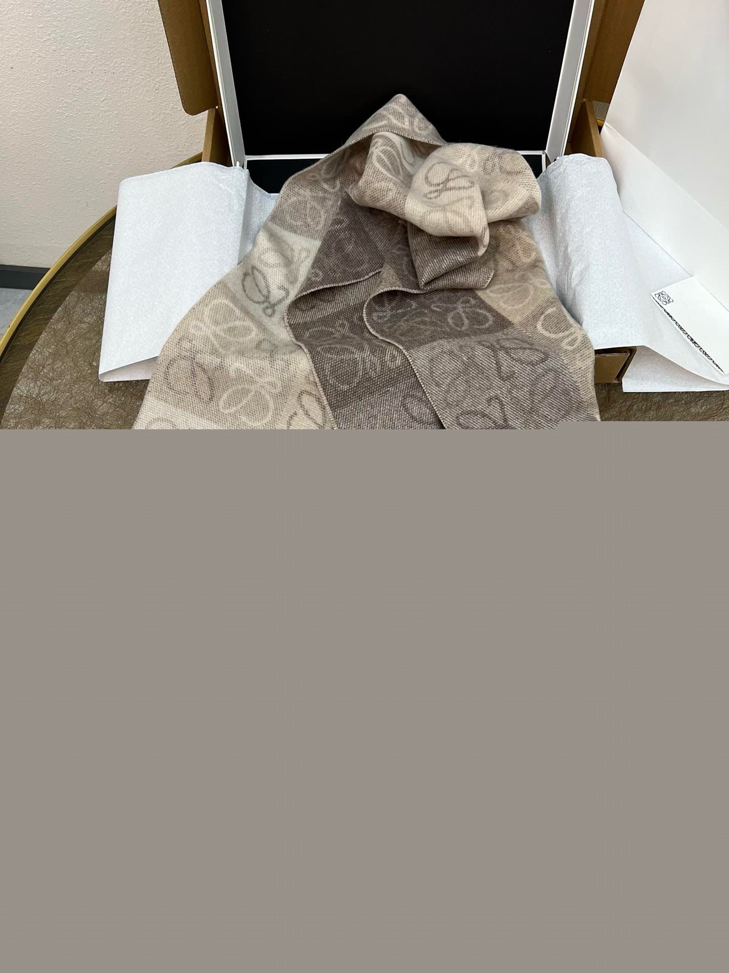 L0ew* anagram checkerboard scarf in beige wool and cashmere