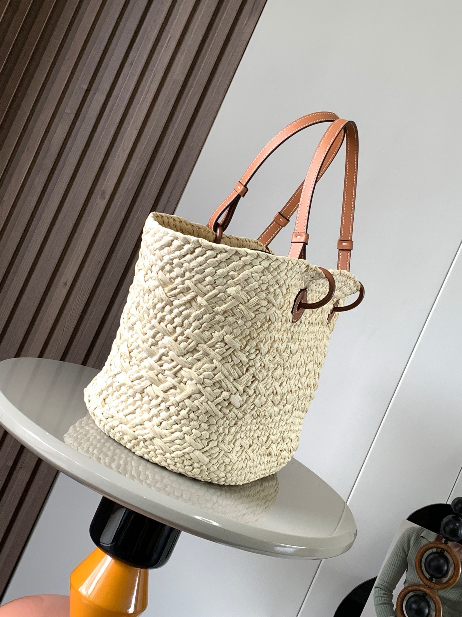 L0ew* medium anagram basket bag in iraca palm and brown calfskin