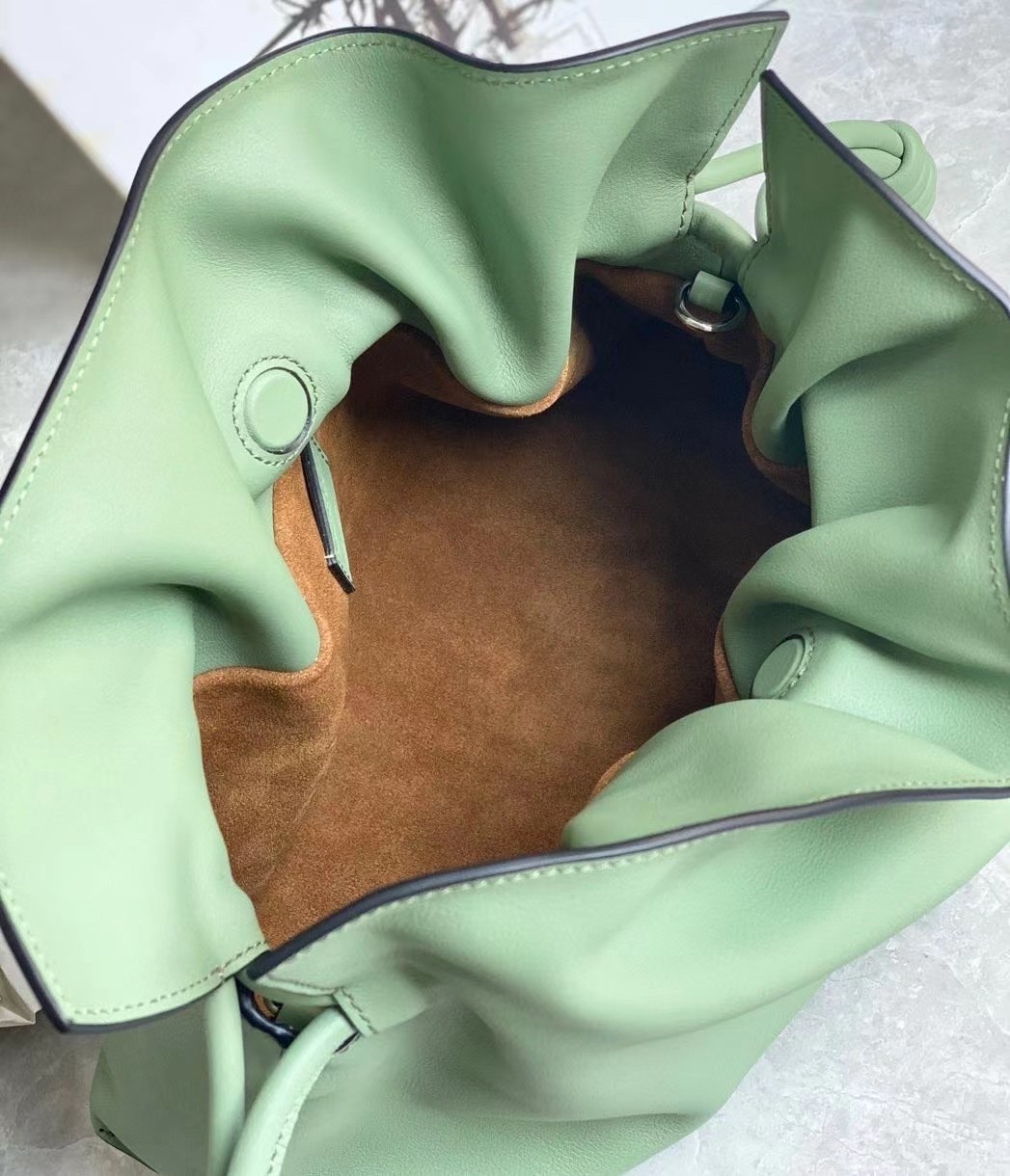 L0ew* flamenco clutch in rosemary nappa leather