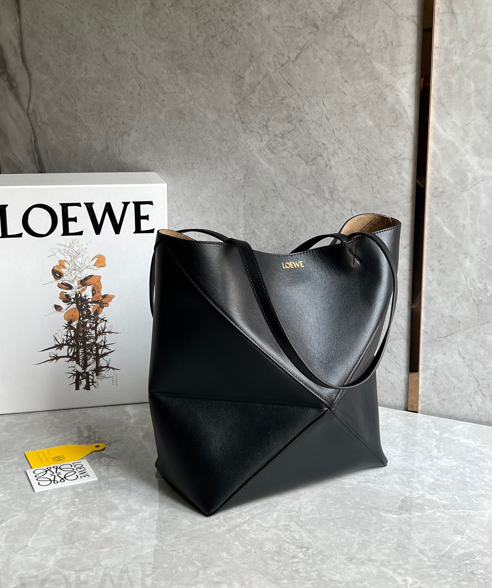 L0ew* medium puzzle fold tote bag in black calfskin