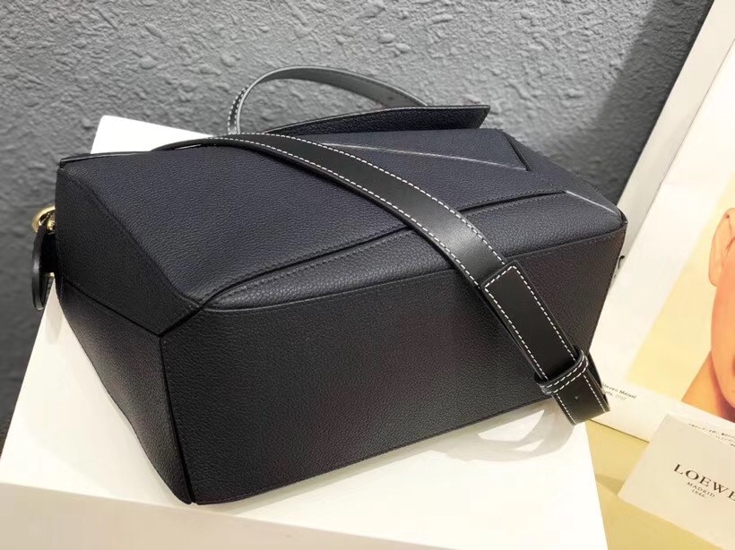 L0ew* small puzzle bag in dark blue grained calfskin