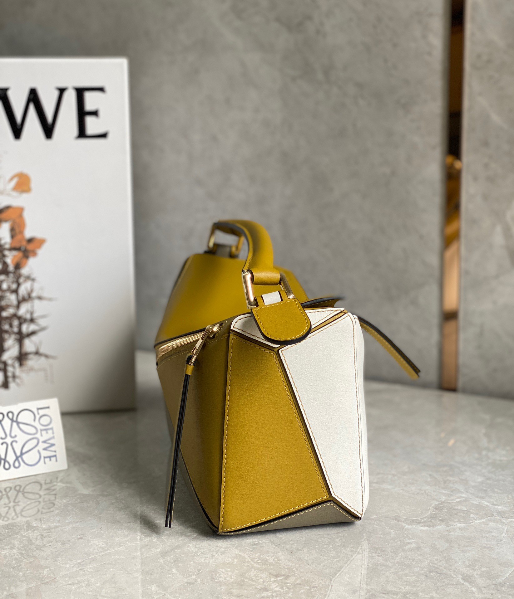 L0ew* puzzle small bag in ochre/white/taupe calfskin