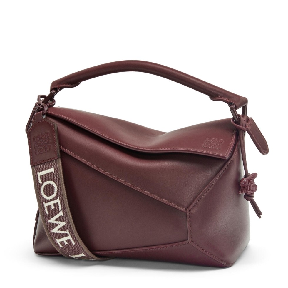 L0ew* puzzle small bag in burgundy satin calfskin