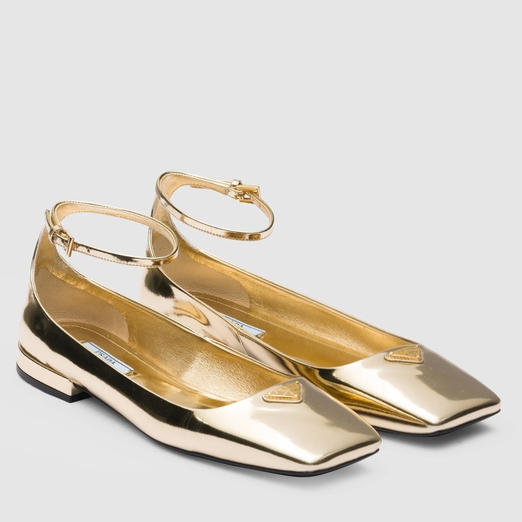 Pra*a ballerinas in gold metallic leather