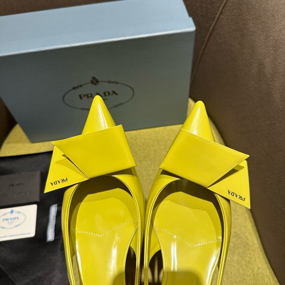 Pra*a slingback pumps 45mm in yellow brushed leather