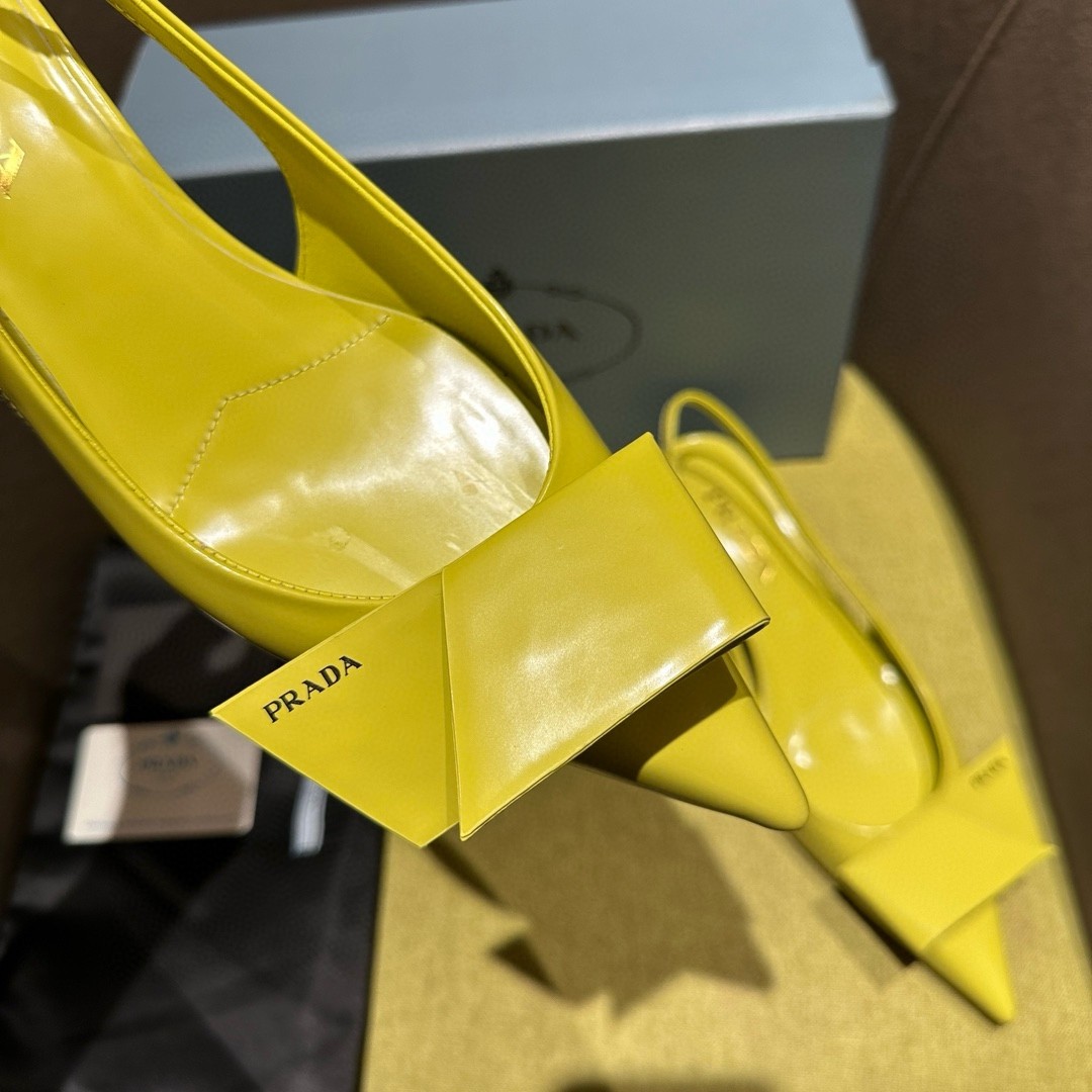 Pra*a slingback pumps 45mm in yellow brushed leather