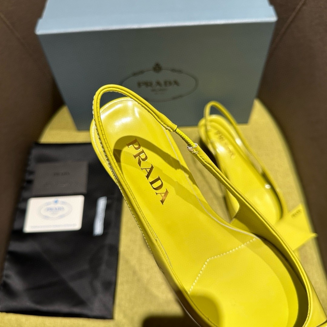 Pra*a slingback pumps 45mm in yellow brushed leather