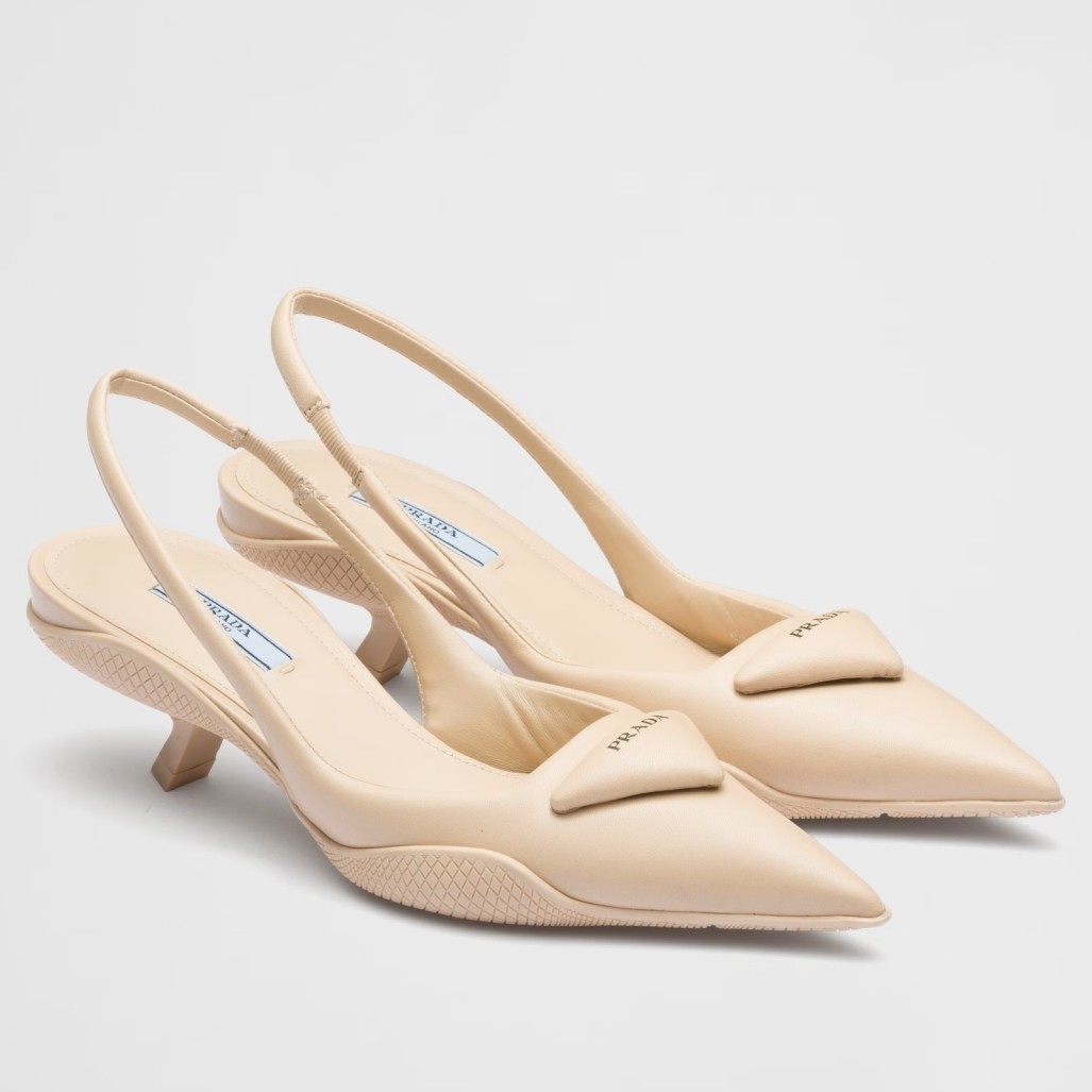 Pra*a slingback pumps in powder padded leather