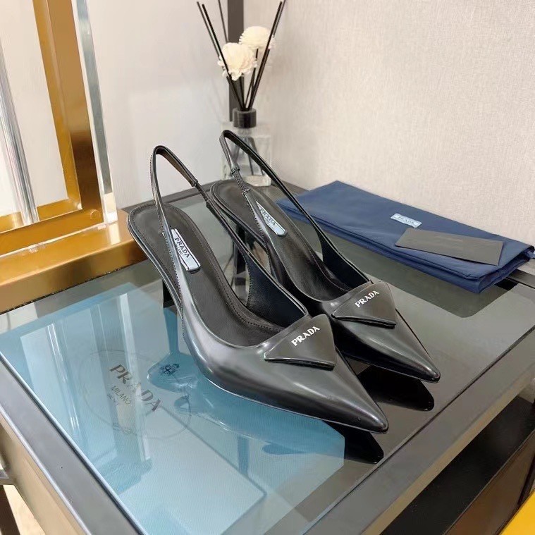 Pra*a slingback pumps 75mm in noir brushed leather