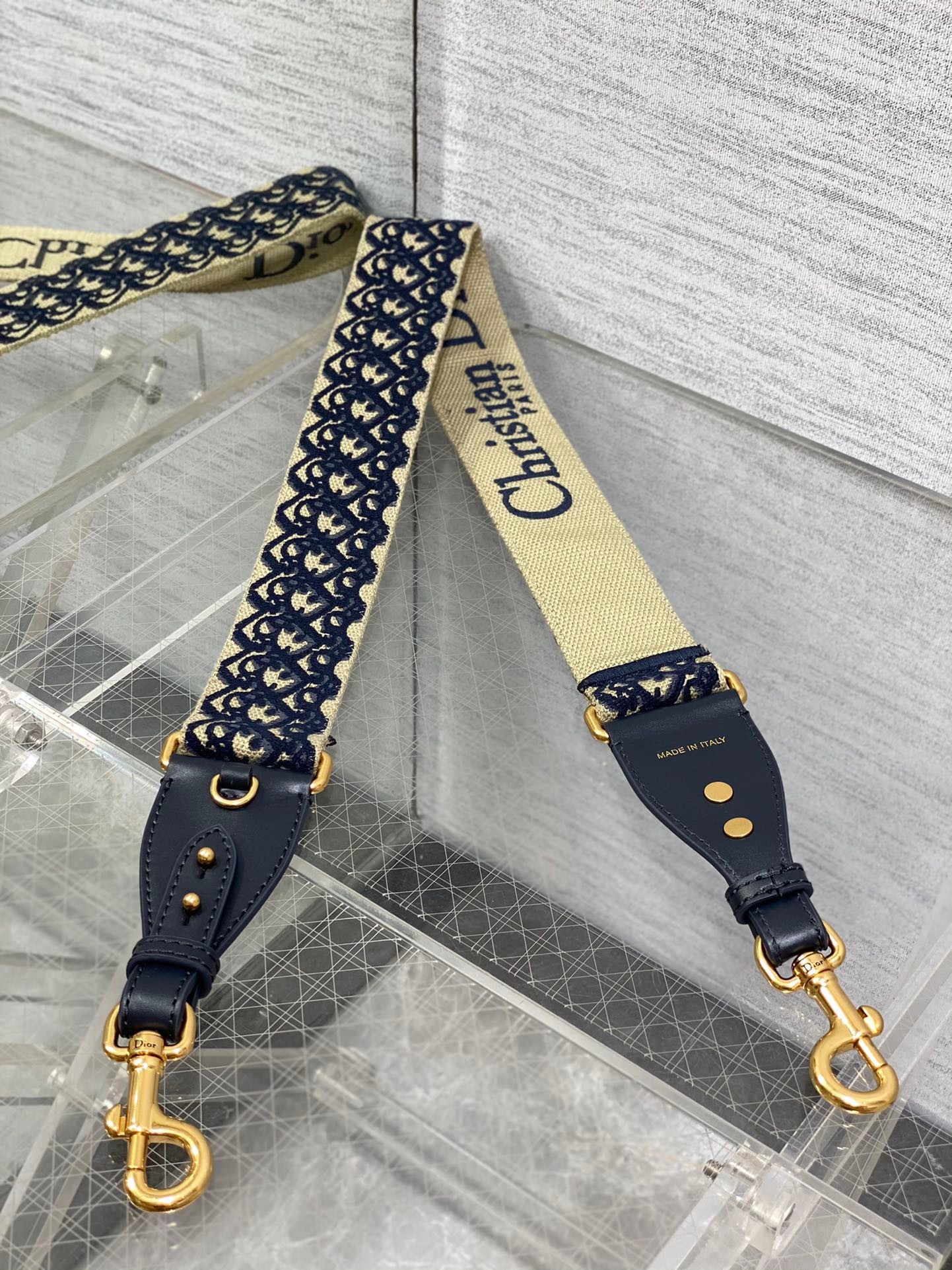 D*or shoulder strap with ring in blue oblique embroidery