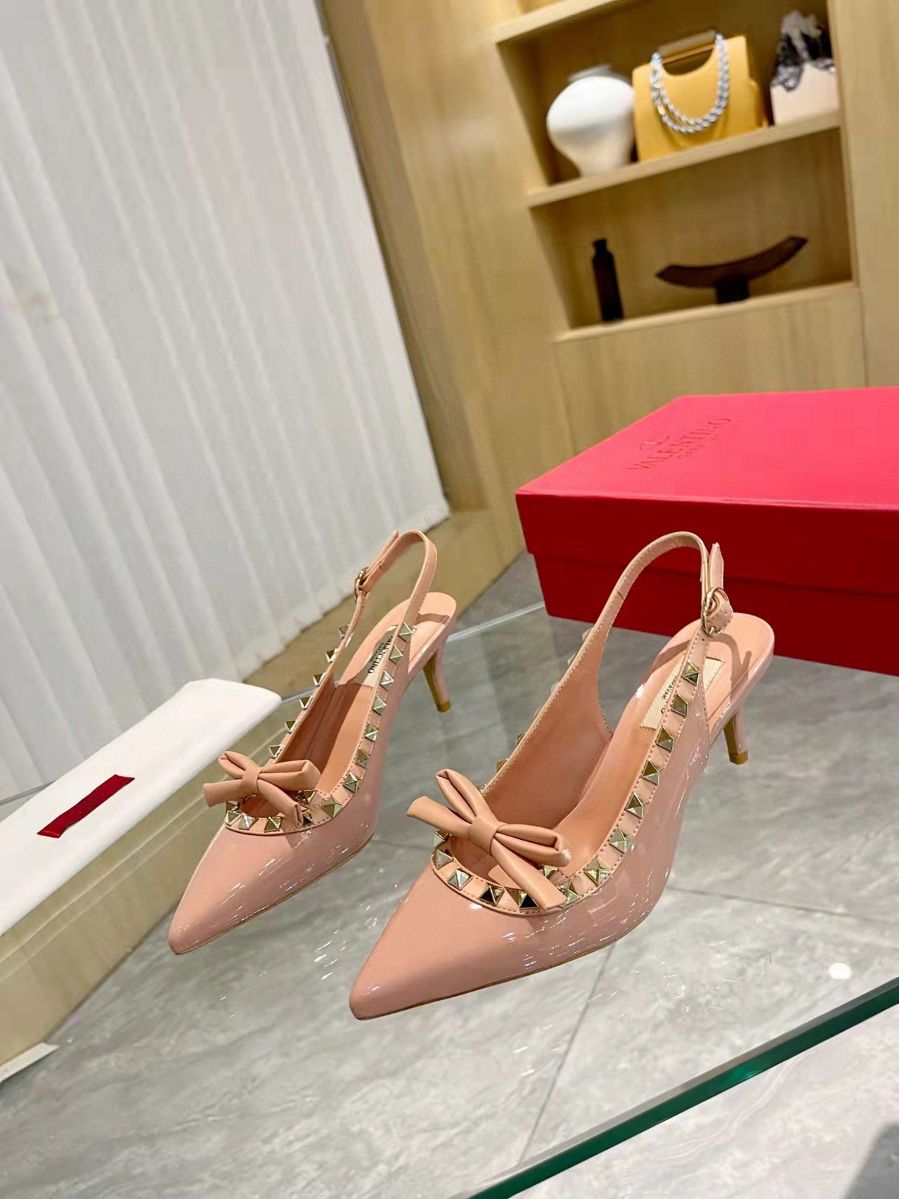 Valentino Rockstud Bow Slingback Pumps 60mm in Beige Patent Leather