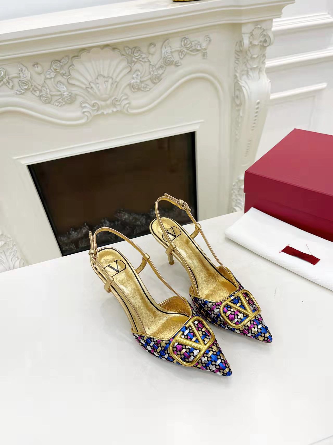 Valentino VLogo Signature Slingback Pumps 80mm in Woven Metallic Leather