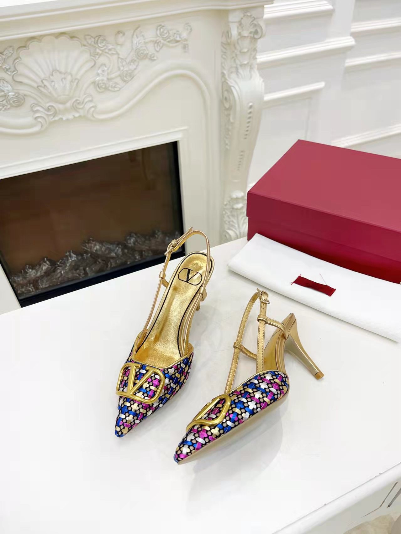 Valentino VLogo Signature Slingback Pumps 80mm in Woven Metallic Leather
