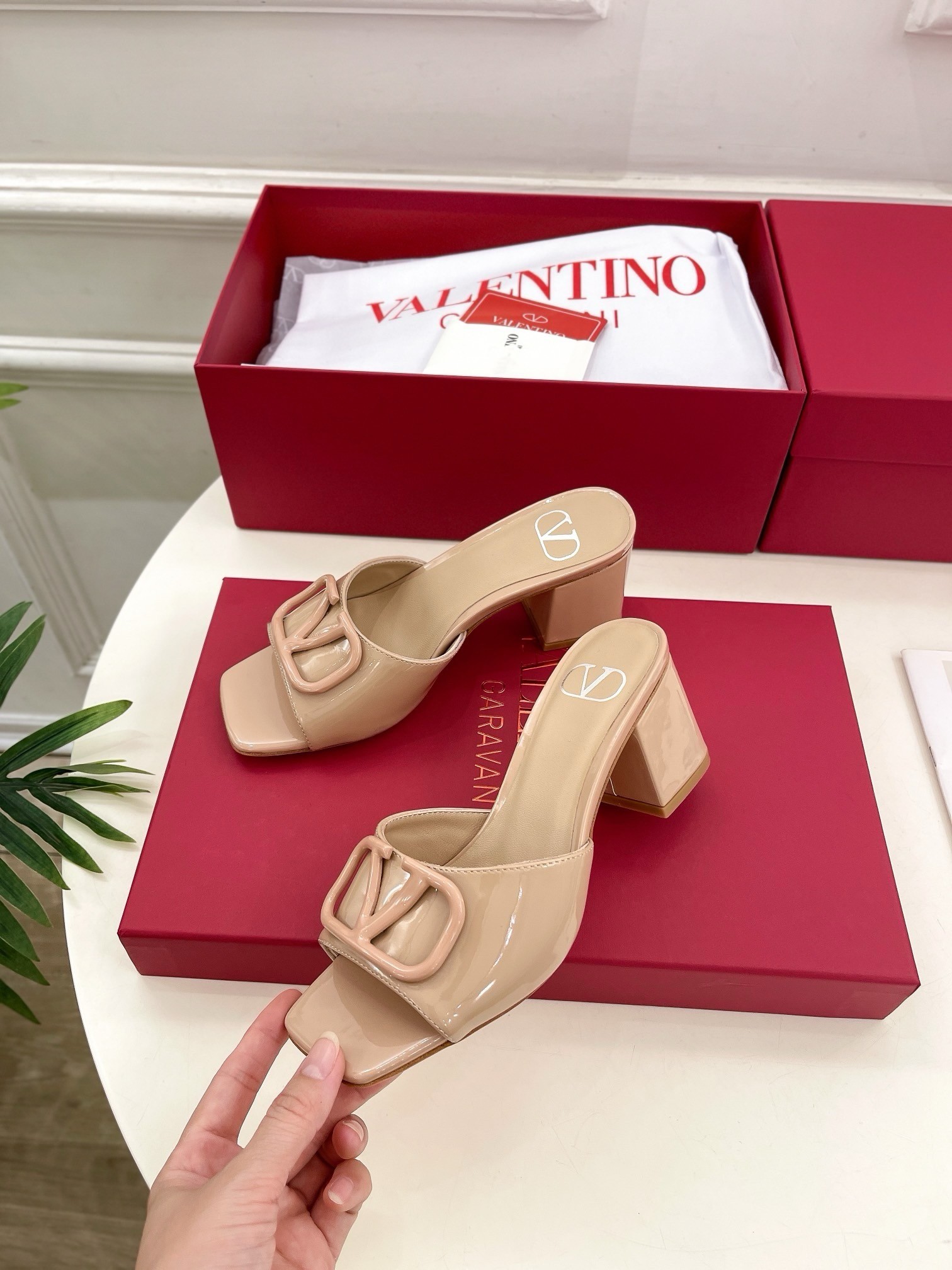 Valentino VLogo Slide Sandals 60mm in Rose Cannelle Patent Leather