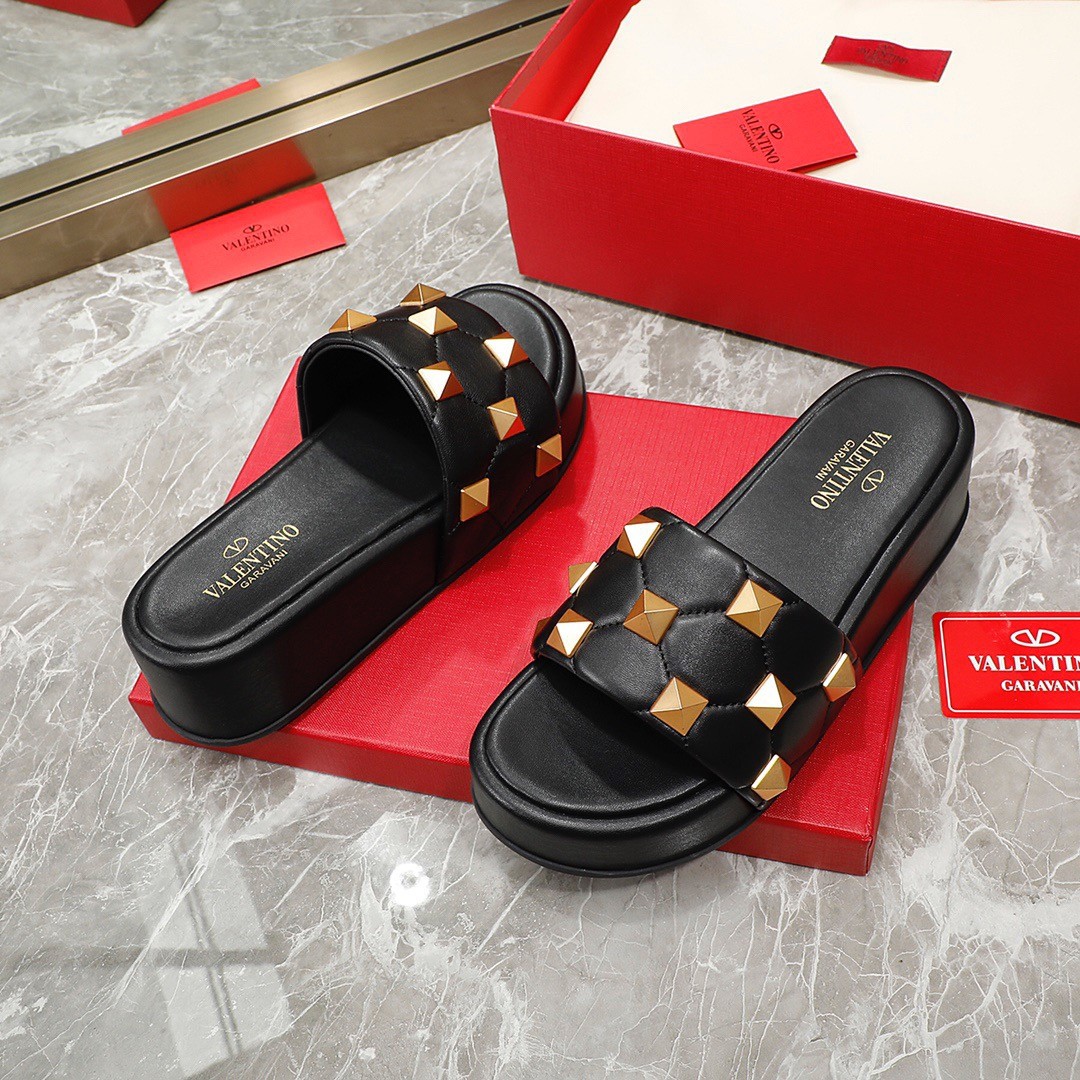 Valentino Roman Stud Flatform Slides In Black Nappa Leather