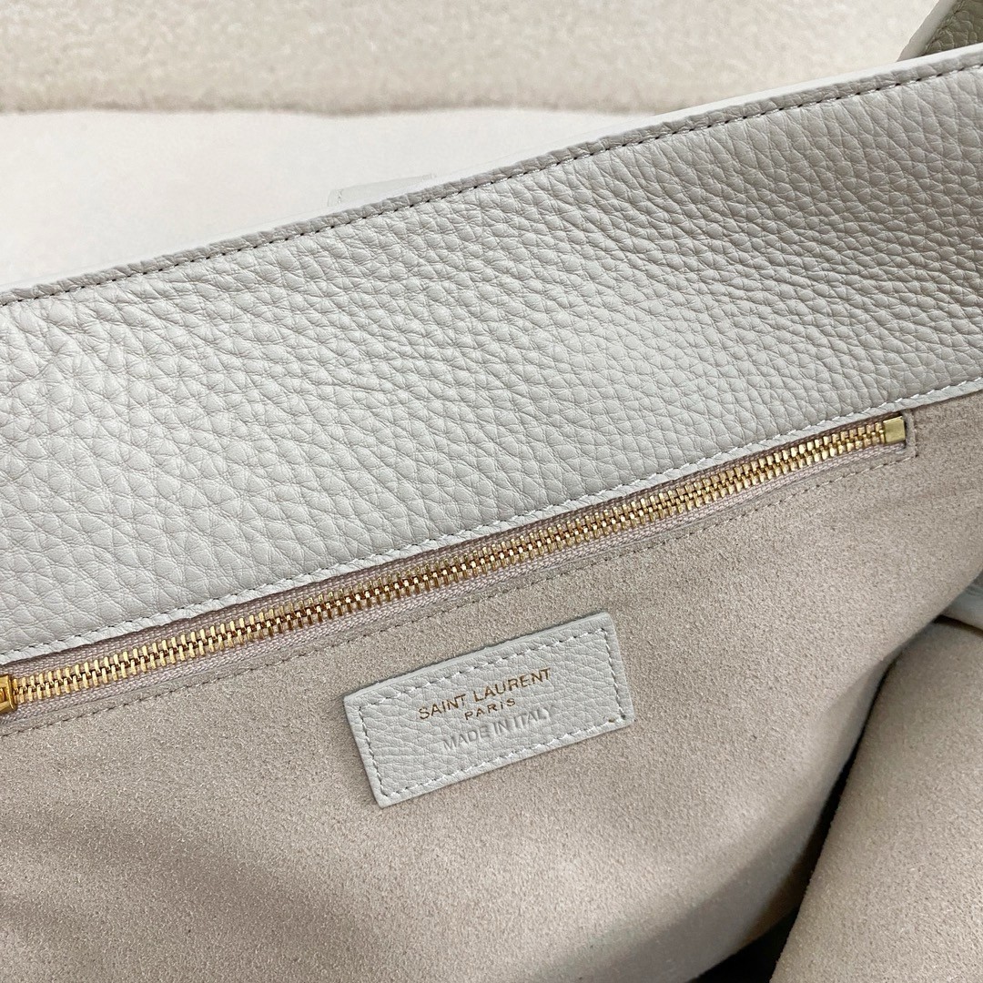 Sa**t Lau*nt le 5 a 7 bea tote bag in white grained leather