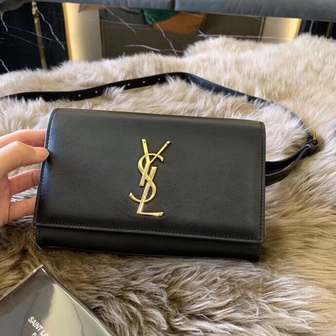 Sa**t Lau*nt black kate belt bag