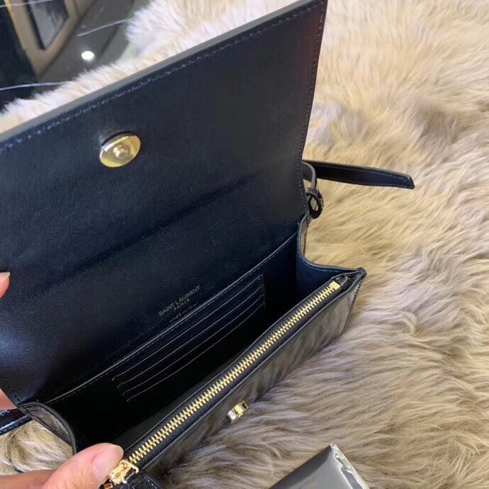 Sa**t Lau*nt black patent kate belt bag