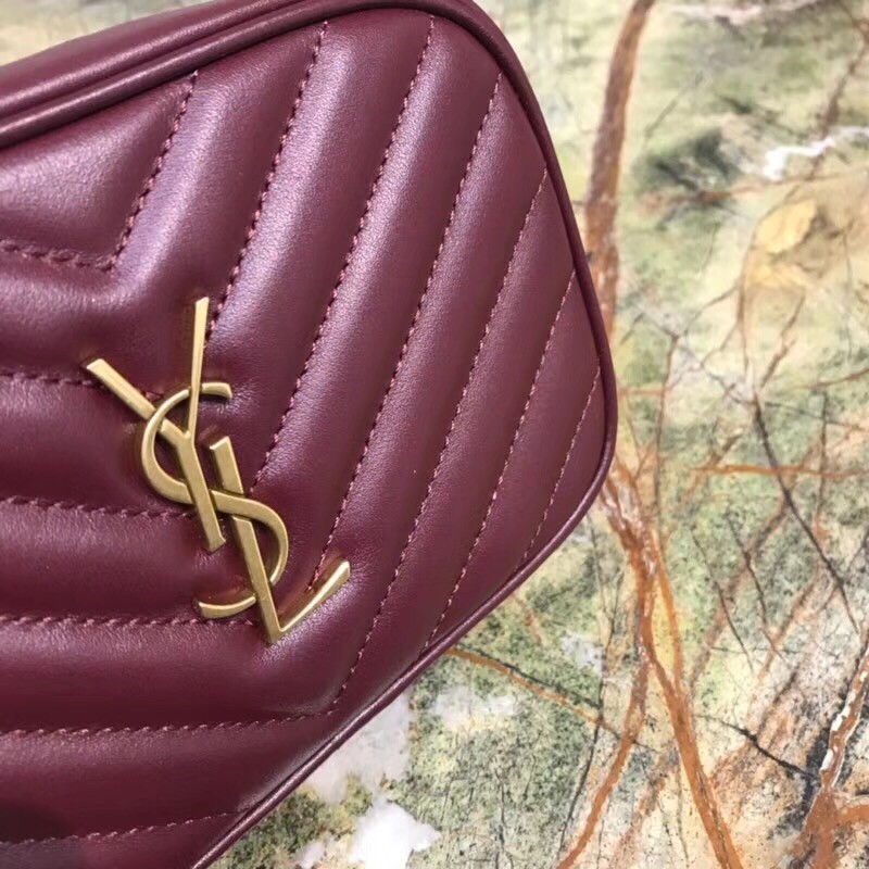 Sa**t Lau*nt lou belt bag in burgundy calfskin