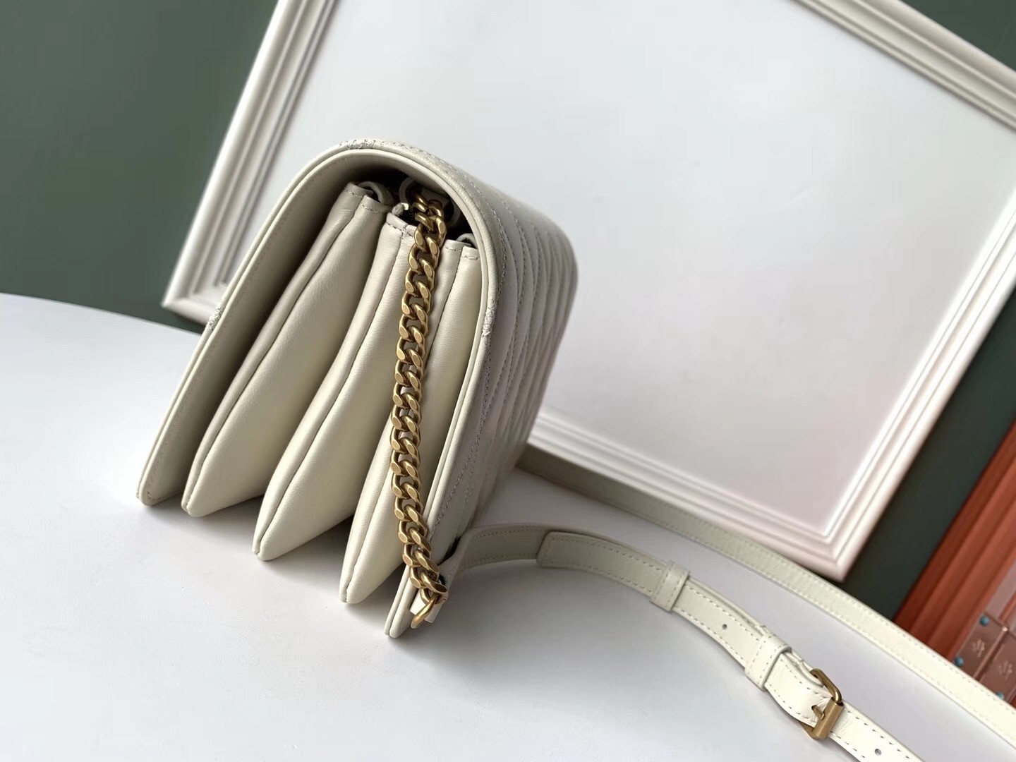 Sa**t Lau*nt angie chain bag in white diamond lambskin