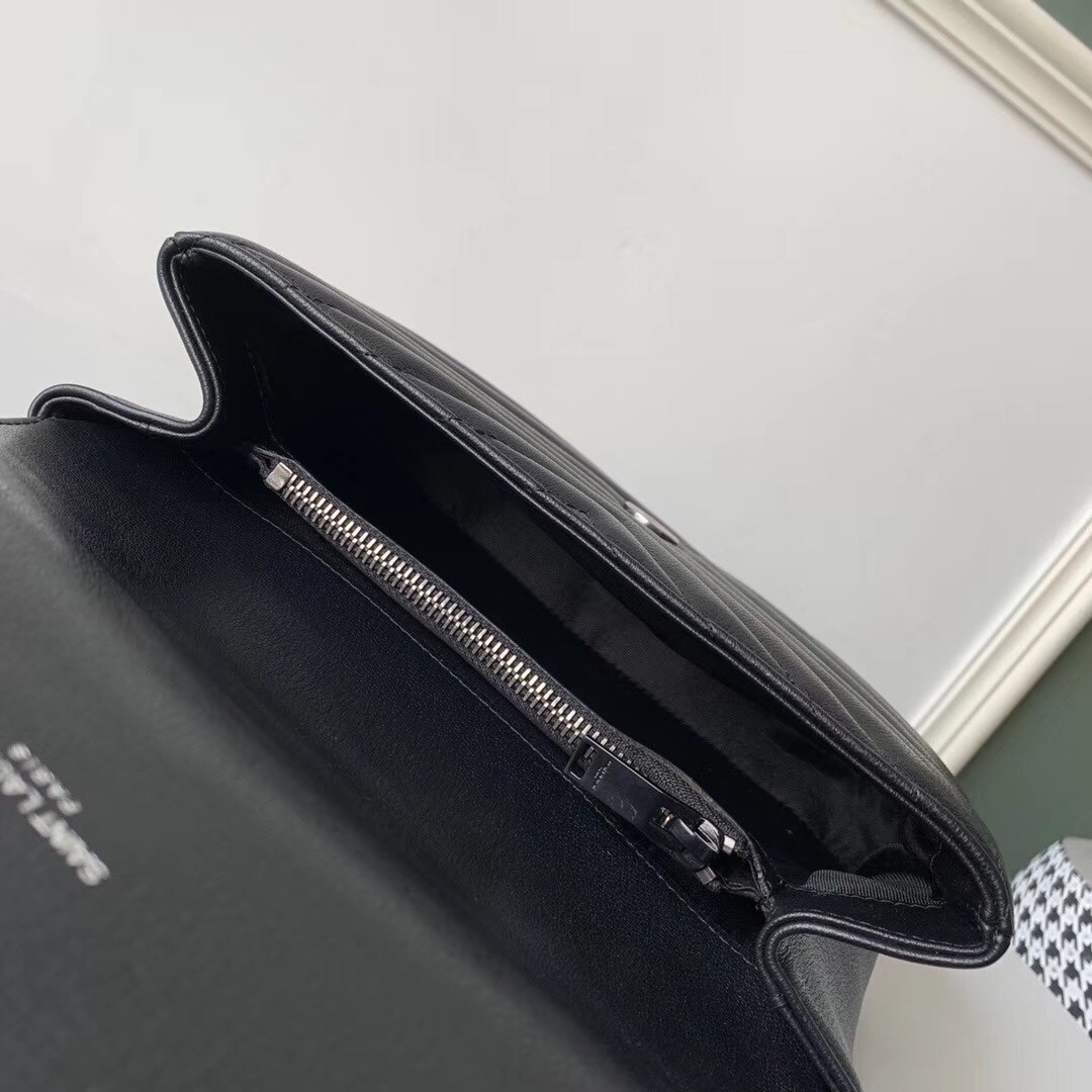 Sa**t Lau*nt college medium all black matelasse leather bag