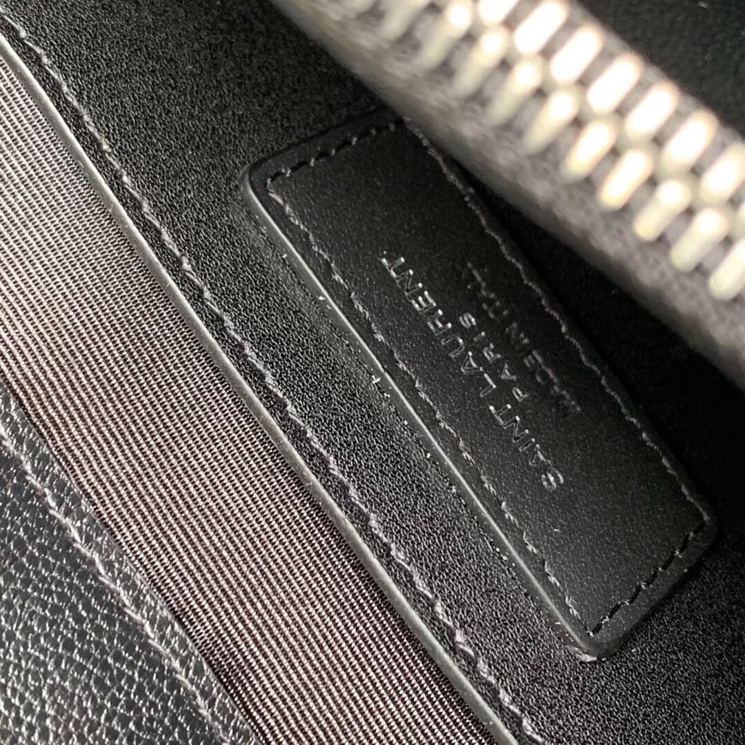 Sa**t Lau*nt college medium all black matelasse leather bag