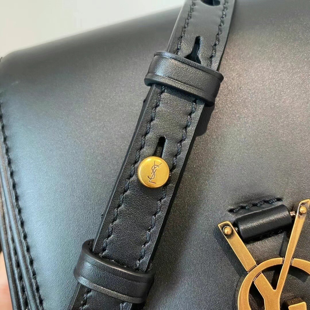 Sa**t Lau*nt kaia n0*h south bag in black leather