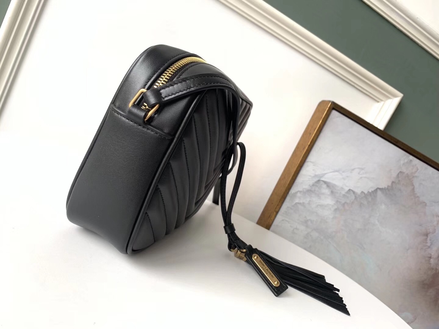 Sa**t Lau*nt lou camera bag in black leather